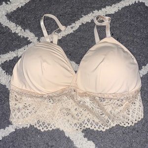 maurice’s bras- size medium